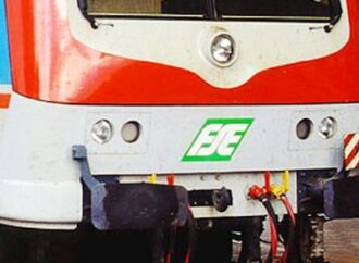 Bari. FSE: entrato in servizio il primo di 22 nuovi treni