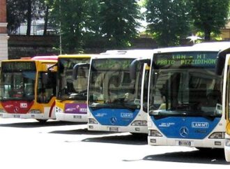 Pistoia. Tpl: prorogato per tutto il 2009 il contratto con Blubus