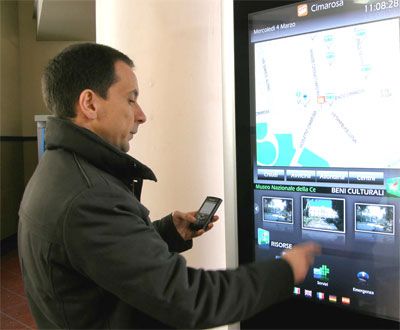 Napoli. Al via il nuovo servizio multimediale “In Metro”