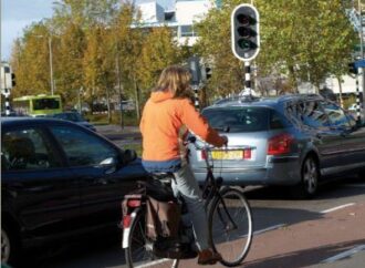 Mantova. La Provincia sperimenta il bike sharing: biciclette di servizio per i dipendenti
