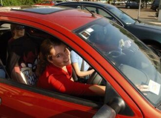 Milano. Pedaggio più che dimezzato su A8 e A9 con il car pooling