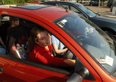 Milano. Pedaggio più che dimezzato su A8 e A9 con il car pooling