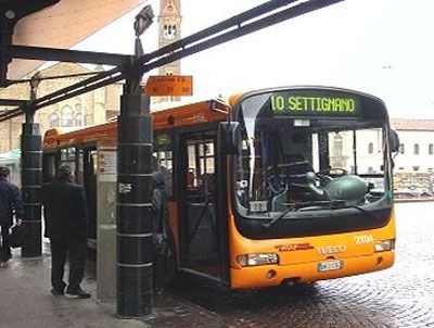 Roma. Trasporti pubblici e parcheggi: nuovo regime IVA sui biglietti