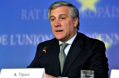 Napoli. L’UE rafforza la cooperazione con l’Africa nel settore dei trasporti  