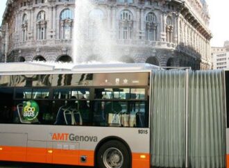 Genova. Amt ha presentato alla città la nuova flotta ecologica: nei prossimi giorni in servizio i nuovi bus EEV