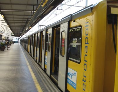 Napoli. La metropolitana regionale della Campania sul Financial Times