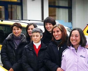 Firenze. Nasce inTAXI la cooperativa “in rosa”: al volante sono le donne