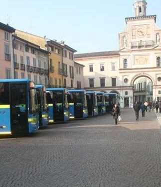 Milano. Otto nuovi pullman per il trasporto pubblico provinciale