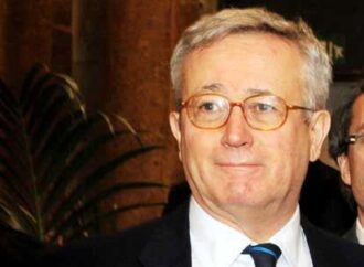 Roma. La manovra economica verso il termine delL'esame parlamentare: da Tremonti difesa a spada tratta, le Regioni chiedono vero confronto