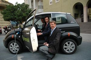 Bolzano. Widmann e Laimer provano L'auto elettrica a noleggio