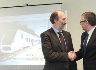 Trieste. Tpl: sottoscritto in Regione contratto per 8 nuovi treni