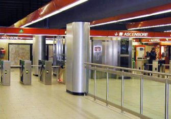 Roma. Metro A: da mercoledì possibile utilizzare il cellulare in tre stazioni