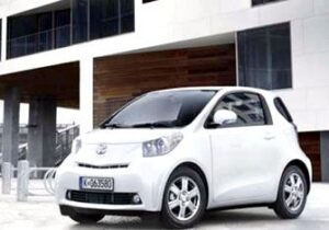 Roma, il car sharing diventa condominiale