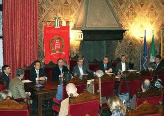 Verona. Tpl: le Province venete firmano documento per ripartizione fondi