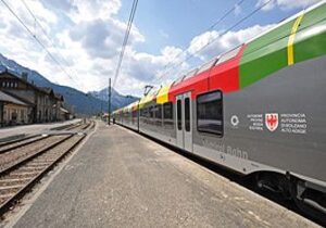 Bolzano. La Giunta provinciale decide l’acquisto di 8 nuovi treni
