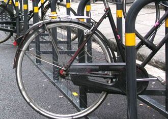Firenze. Piste ciclabili, rastrelliere e fontanelli a portata di click