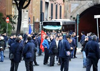 Genova. Amt: oggi bus regolari, sindacati approvano ipotesi di accordo