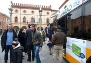 Bologna. Tpl: abbonamenti per anziani e disabili confermati per il 2012
