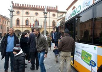 Bologna. Tpl: abbonamenti per anziani e disabili confermati per il 2012