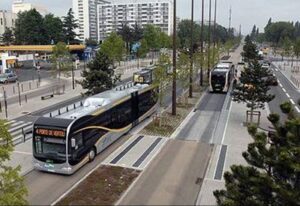 Bolzano. Widmann a Nantes studia il sistema metrobus