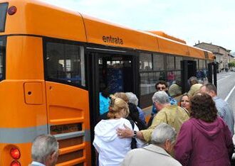 Palermo. Sicilia: Vecchio “onerosi contratti per trasporto su gomma”