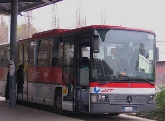 Reggio Emilia. L’Agenzia per la Mobilità Act firma il contratto di servizio con Seta