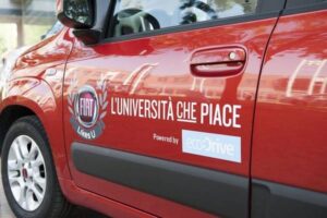 Car sharing gratis per gli universitari