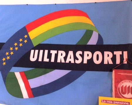 Uil Toscana contro la riforma del tpl