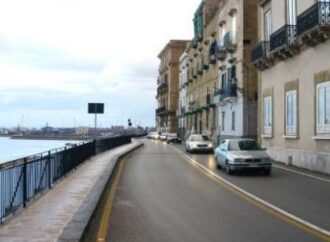 Taranto chi paga usa le corsie gialle