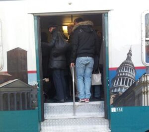 Pendolari Trenord: “Promesse disattese”