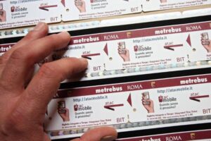 Atac, l’abbonamento al bancomat