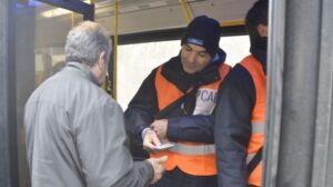 Autisti-controllori: si salirà sui bus soltanto davanti