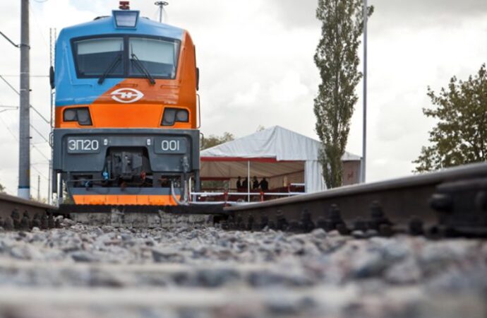 Alstom e TMH per la prima locomotiva elettrica a doppia tensione in Russia