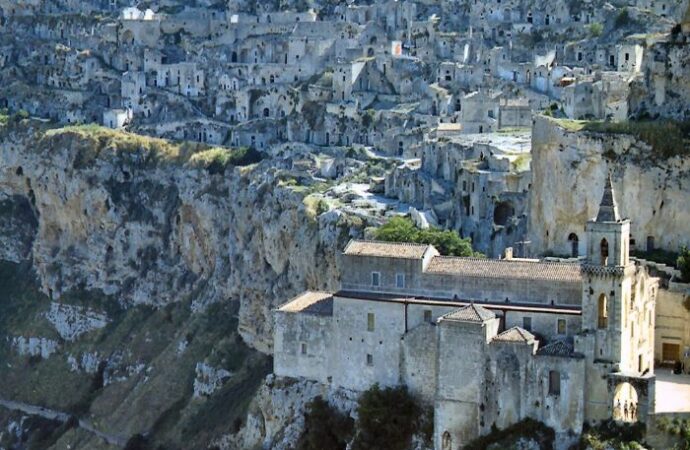Basilicata: tema riprogrammazione è obbligo legislativo nazionale