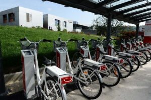 Bike sharing elettrico, la terza via della mobilità