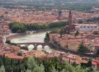 Verona potenziato il servizio notturno degli autobus per il weekend