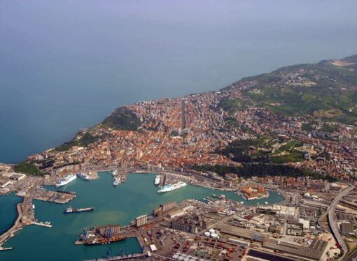 Ancona: novità per chi viaggia di sera