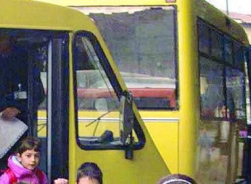Lucca: «Basta scuolabus e auto, ora ci muoveremo a piedi»