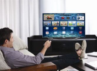 Trenitalia, ora il biglietto si compra con la tv