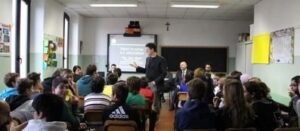 Mantova, «Valori in corsa», sul bus va in scena il talk-show