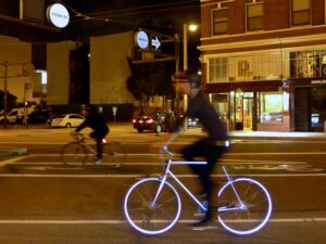 Lumen, la bicicletta che si illumina
