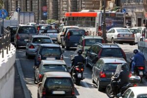 “Spread Mobilità”: indagine ACI e Fondazione Caracciolo sui costi del traffico in Italia