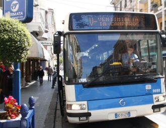 Rt, scatta lo sciopero bianco sul bus non si fanno biglietti