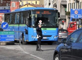 I passeggeri comaschi promuovono il servizio di Asf autolinee