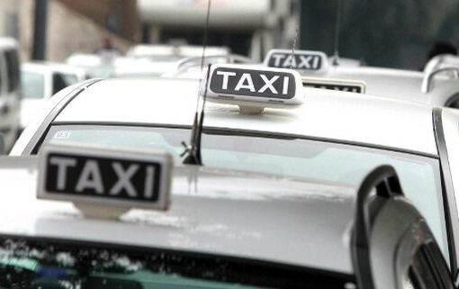 Tassisti: “Il car sharing? Favorisce anche noi”