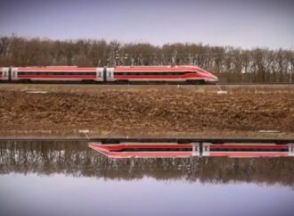 Presentato il nuovo Frecciarossa (video)