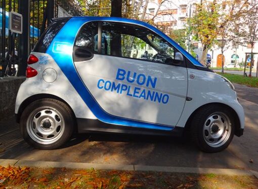 Car2Go a Milano, il car sharing di Smart compie un anno e tira le somme