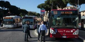 Atac, sciopero bianco degli autisti: a rischio i trasporti pubblici di Roma