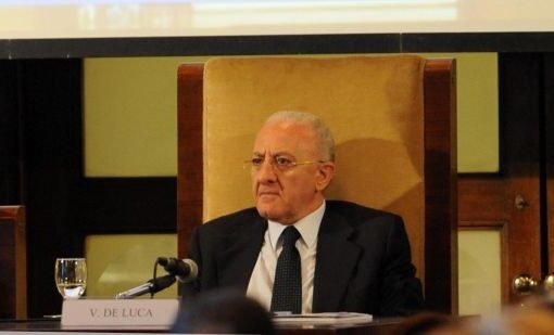 Salerno, De Luca: “Trasporto pubblico in ginocchio”