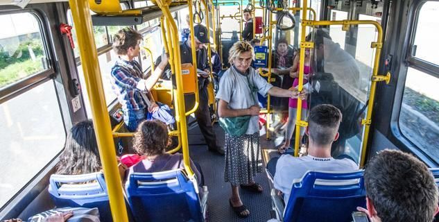 Controlli sul “bus dei nomadi”: senza biglietto solo gli italiani